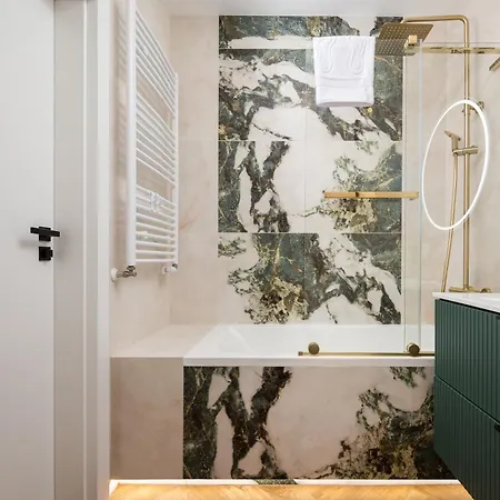 Апартаменты Siekierki Malachite By Bookinghost Варшава