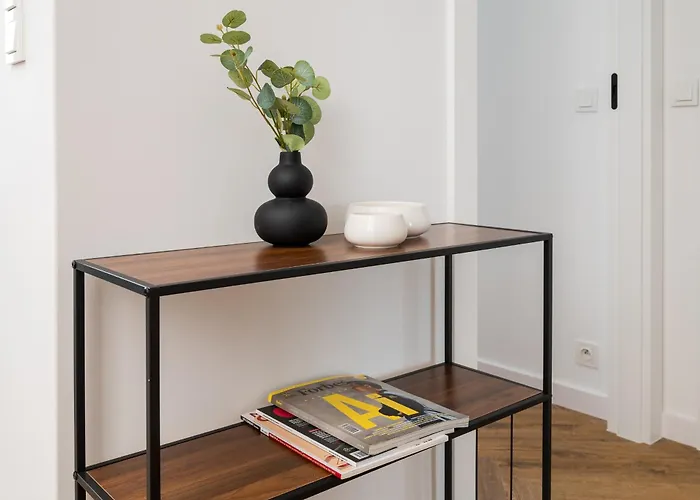 Apartment Siekierki Malachite By Bookinghost Warsaw