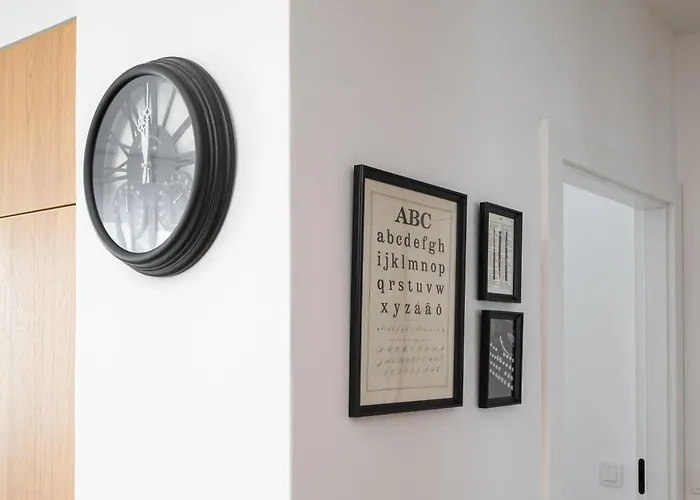 Siekierki Malachite By Bookinghost *